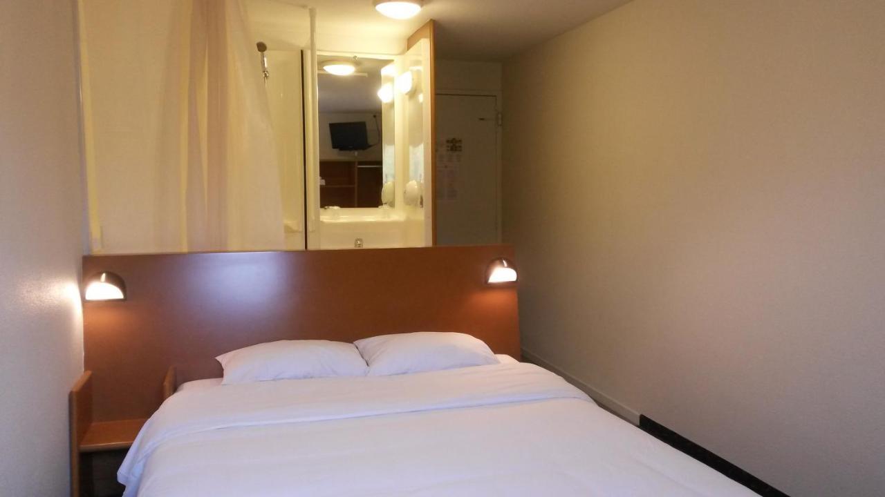 Quick Palace Vannes Room photo